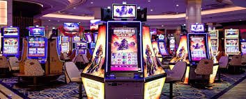 Giao diện Slot Online Nổ hũ trên màn hình điện thoại di động tại xsgialai